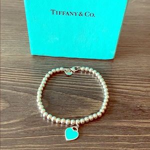 Tiffany & Co. heart pendant bracelet